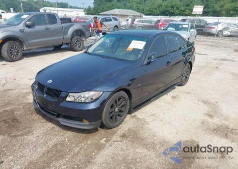 2006 BMW 325Xi из США, поврежденный, VIN WBAVD13546KV03015